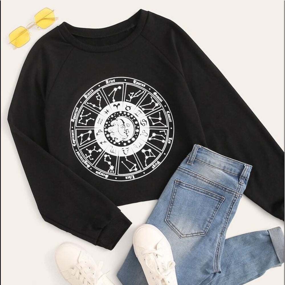 2/$15🆑Zodiac/Astrology Long Sleeve Crop